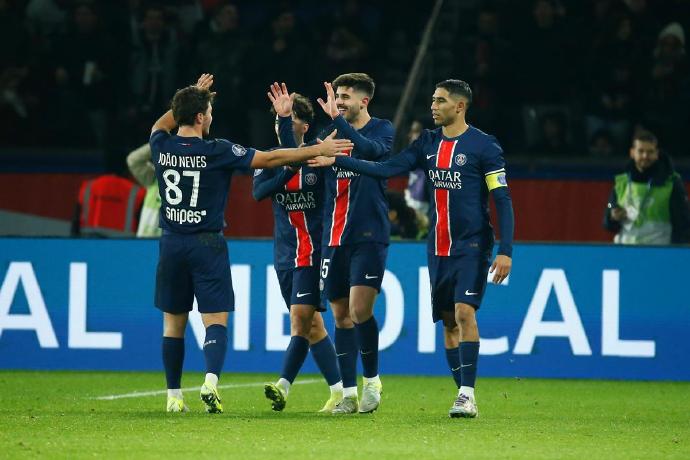 巴黎圣日耳曼击败南特,保持领跑位置 巴黎圣日耳曼击败南特,保持领跑位置