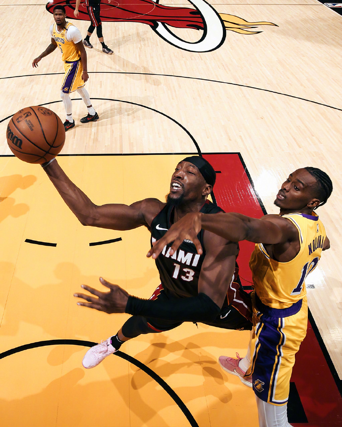 热火蓄势待发，湖人备战总决赛