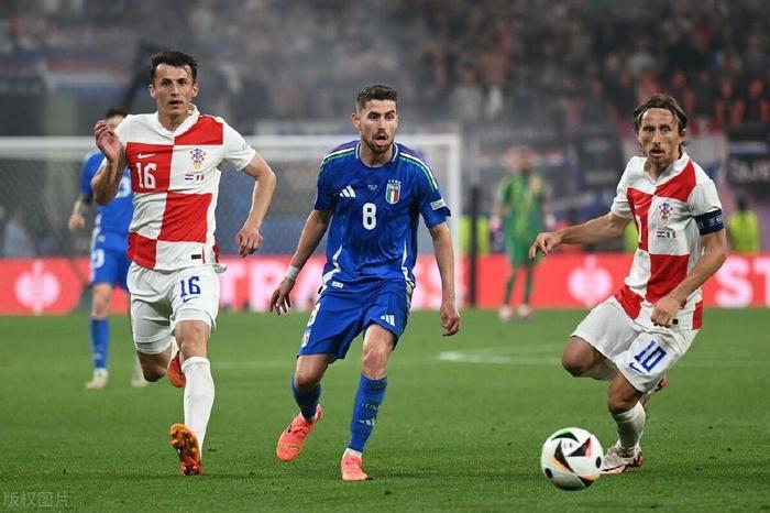 克罗地亚迎战斯洛伐克，冲击欧洲杯