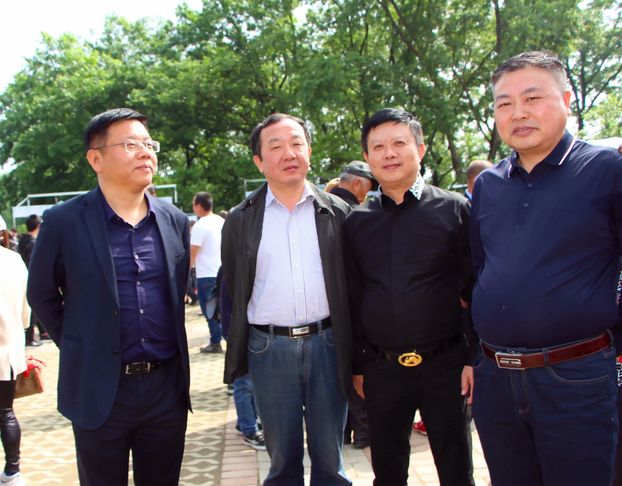 全球知名球员为社会公益事业贡献心力 全球知名球员为社会公益事业贡献心力