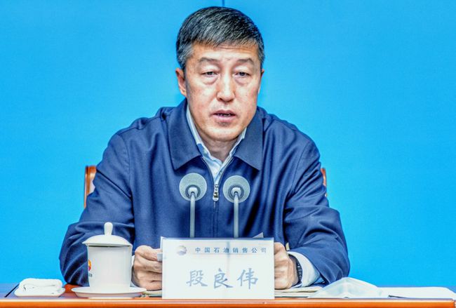 威廉希尔官网-篮球联赛突发重要变动,球员工资水涨船高 威廉希尔官网-篮球联赛突发重要变动,球员工资水涨船高