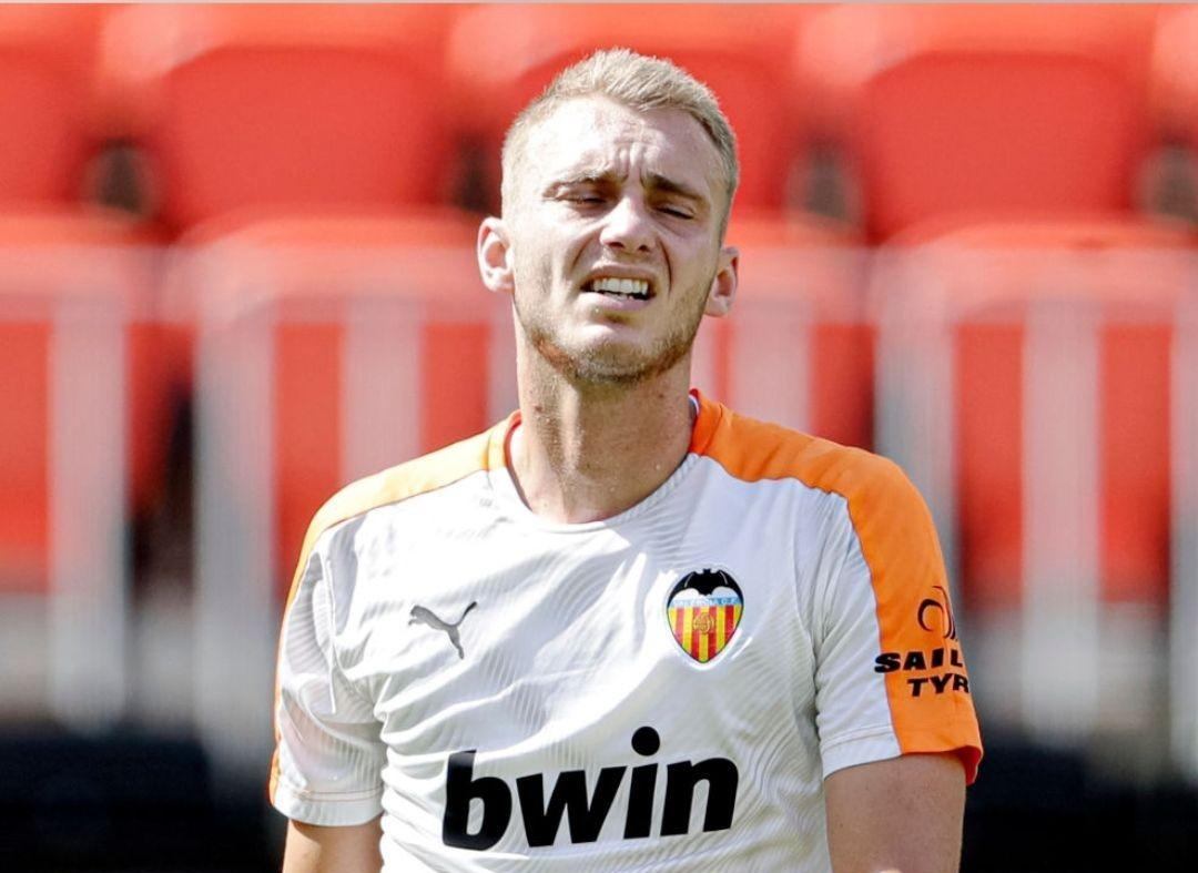 威廉希尔app-瓦伦西亚主场失利,球迷情绪低迷 威廉希尔app-瓦伦西亚主场失利,球迷情绪低迷