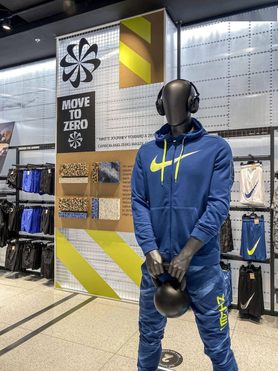 威廉希尔官网-足球运动时尚装备推介,潮流不容错过 威廉希尔官网-足球运动时尚装备推介,潮流不容错过