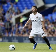 瓦伦西亚逼平巴萨,意外之战险胜对手 瓦伦西亚逼平巴萨,意外之战险胜对手