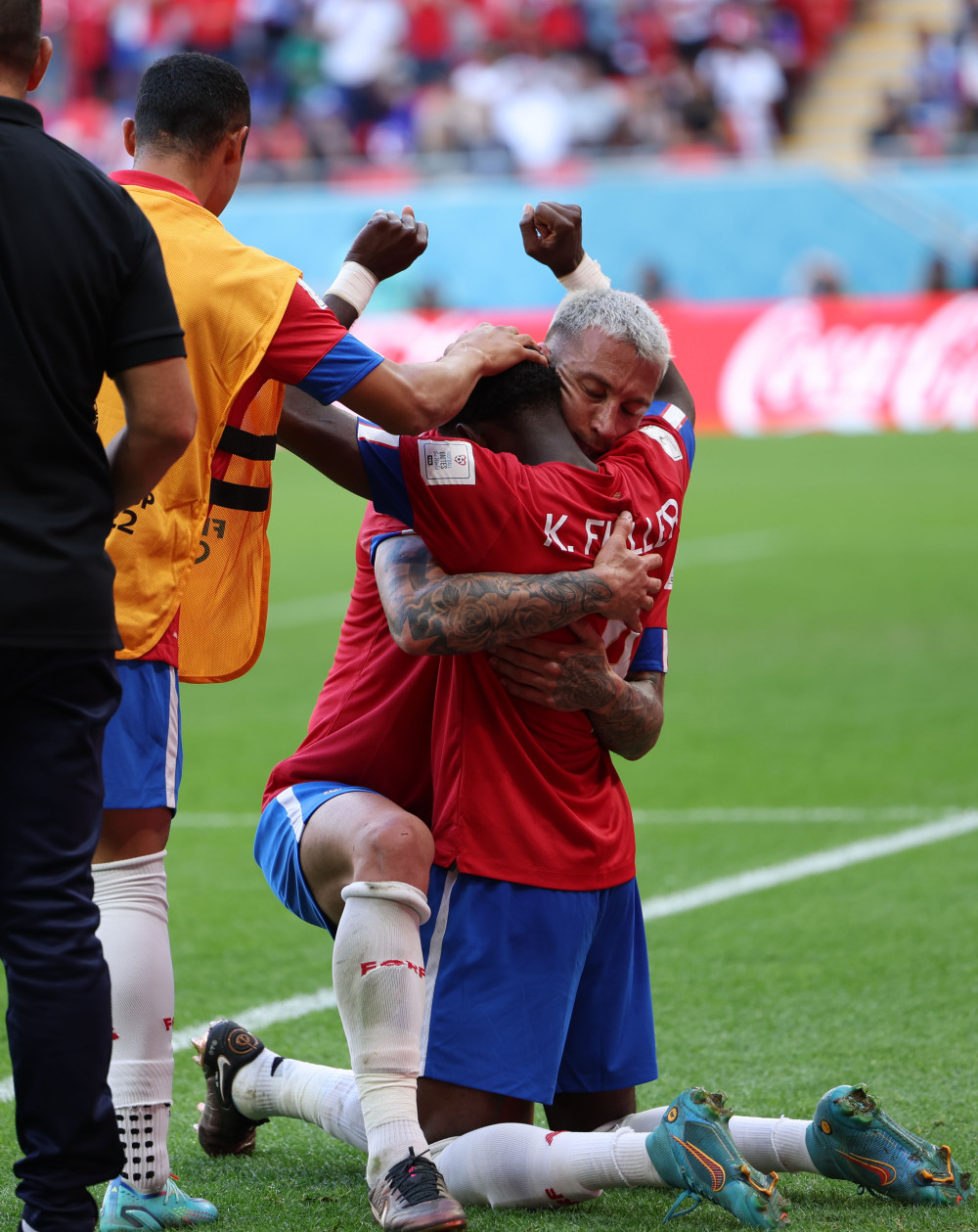 威廉希尔官网-足球场面:哥斯达黎加队勇夺胜利 威廉希尔官网-足球场面:哥斯达黎加队勇夺胜利