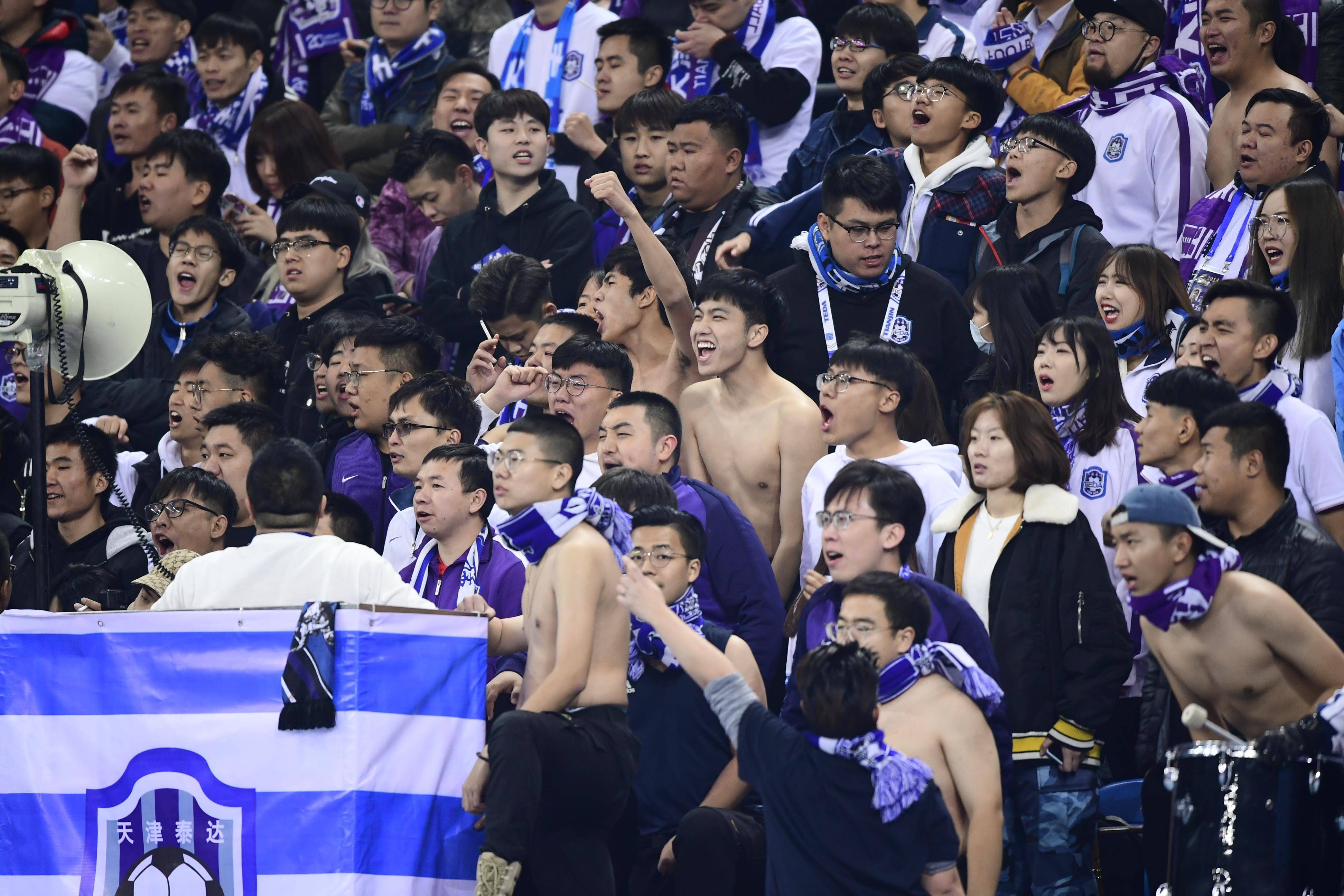 威廉希尔官网-天津泰达球员状态神秘,备战新赛季路程未知 威廉希尔官网-天津泰达球员状态神秘,备战新赛季路程未知