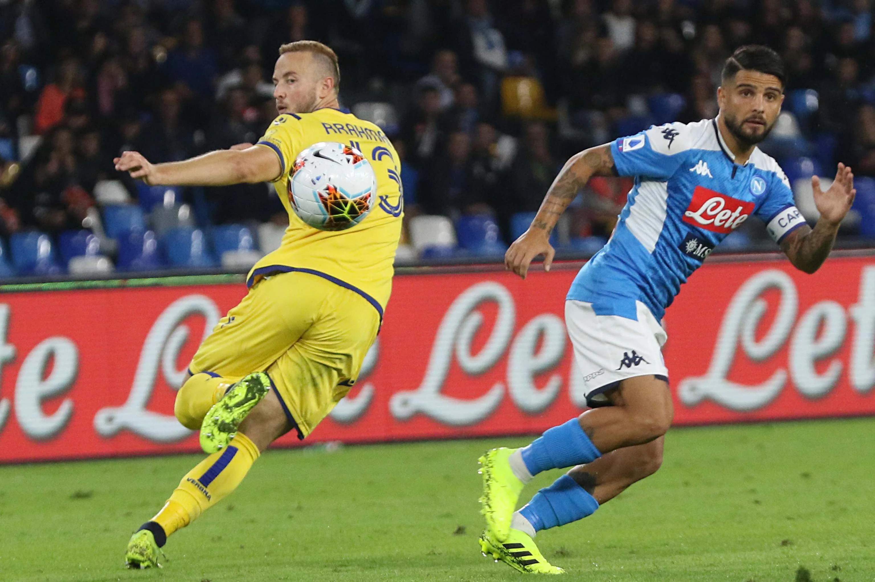 威廉希尔中文站-意大利足球新闻:佛罗伦萨胜那不勒斯,意外胜负 威廉希尔中文站-意大利足球新闻:佛罗伦萨胜那不勒斯,意外胜负