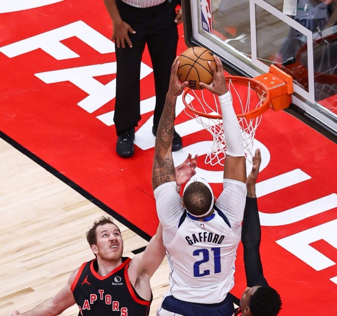 英国威廉希尔-强劲进攻!球员独中多点取得胜利 英国威廉希尔-强劲进攻!球员独中多点取得胜利