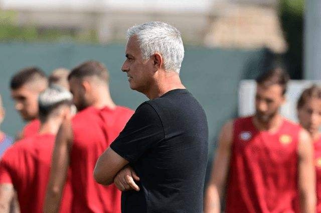 英国威廉希尔-意大利队主教练因争议言论遭到禁赛