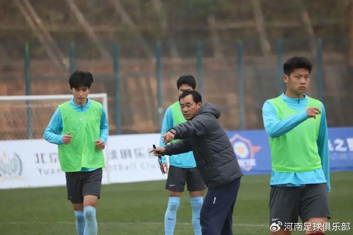 国内足球青训工作成果展示,培养年轻球员 国内足球青训工作成果展示,培养年轻球员