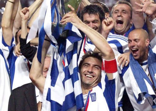 塞尔维亚男足逆袭希腊,晋级欧洲杯四分之一决赛 塞尔维亚男足逆袭希腊,晋级欧洲杯四分之一决赛