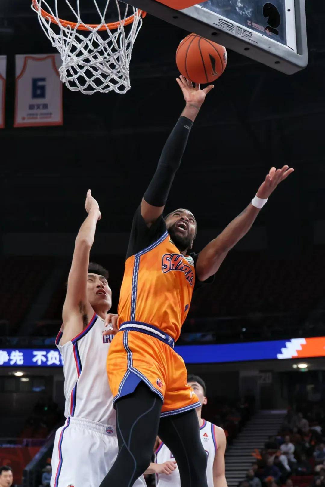 威廉希尔app-天津男篮士气不振，遭遇连败困境