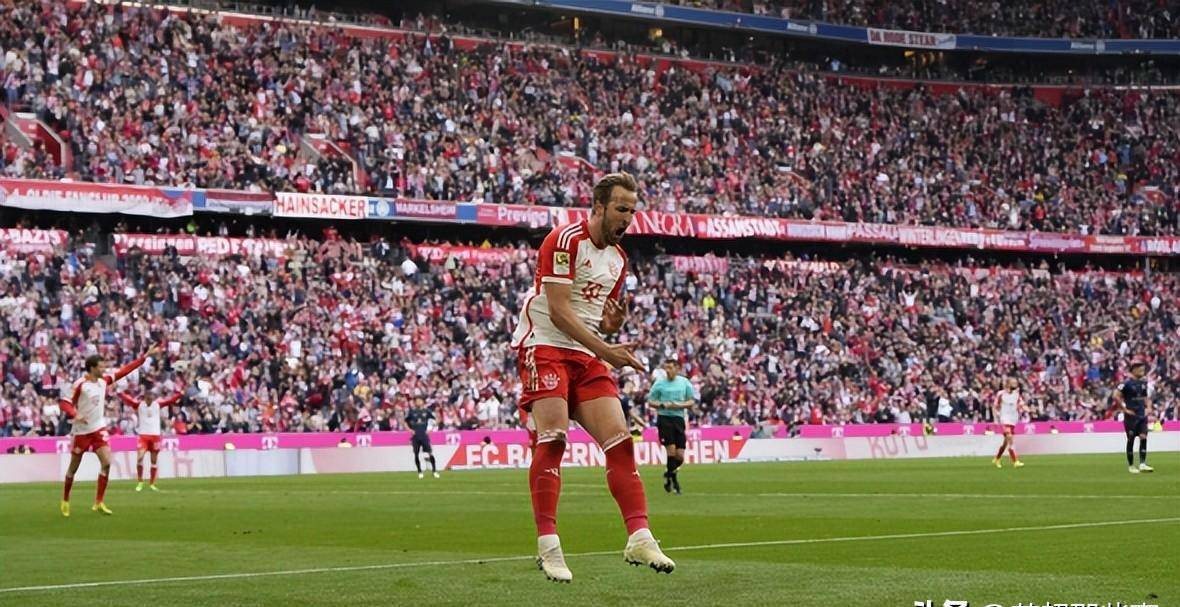 弗赖堡球员训练亮点频现,备战下一场比赛! 弗赖堡球员训练亮点频现,备战下一场比赛!