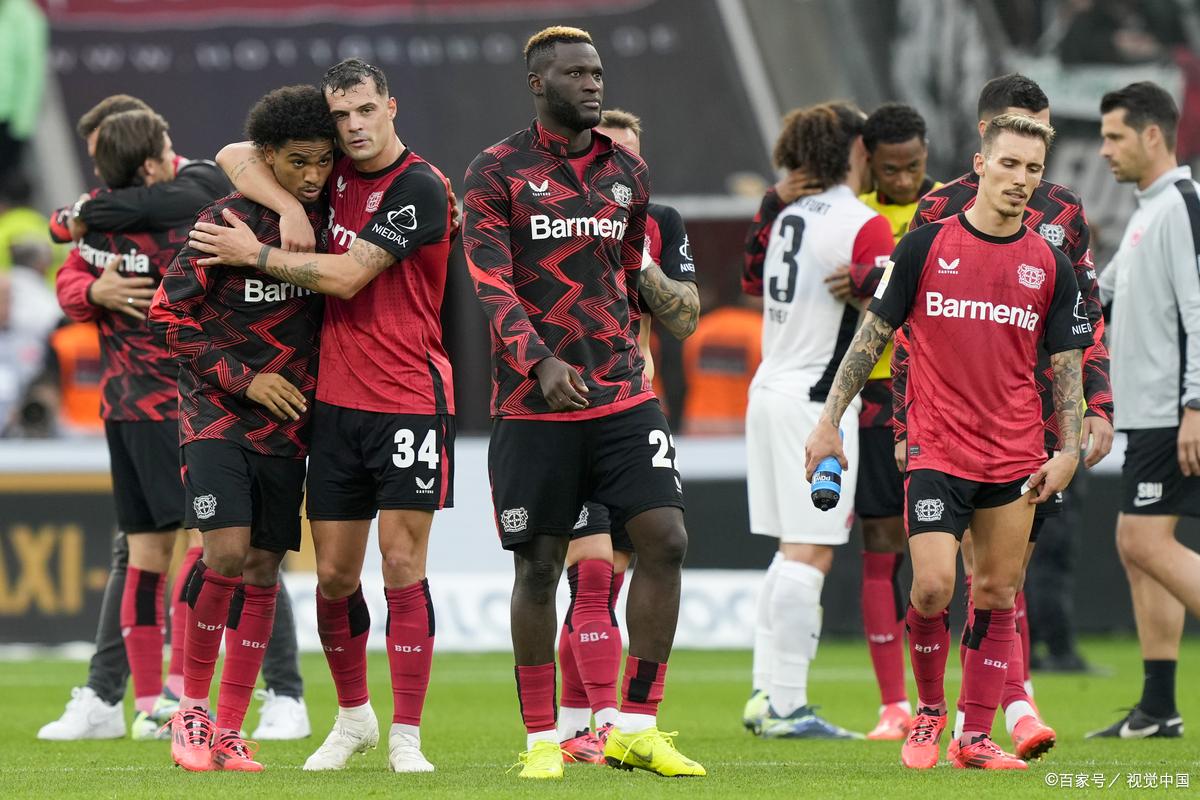 威廉希尔app-奥格斯堡主场战平勒沃库森，顽强防守保持不败