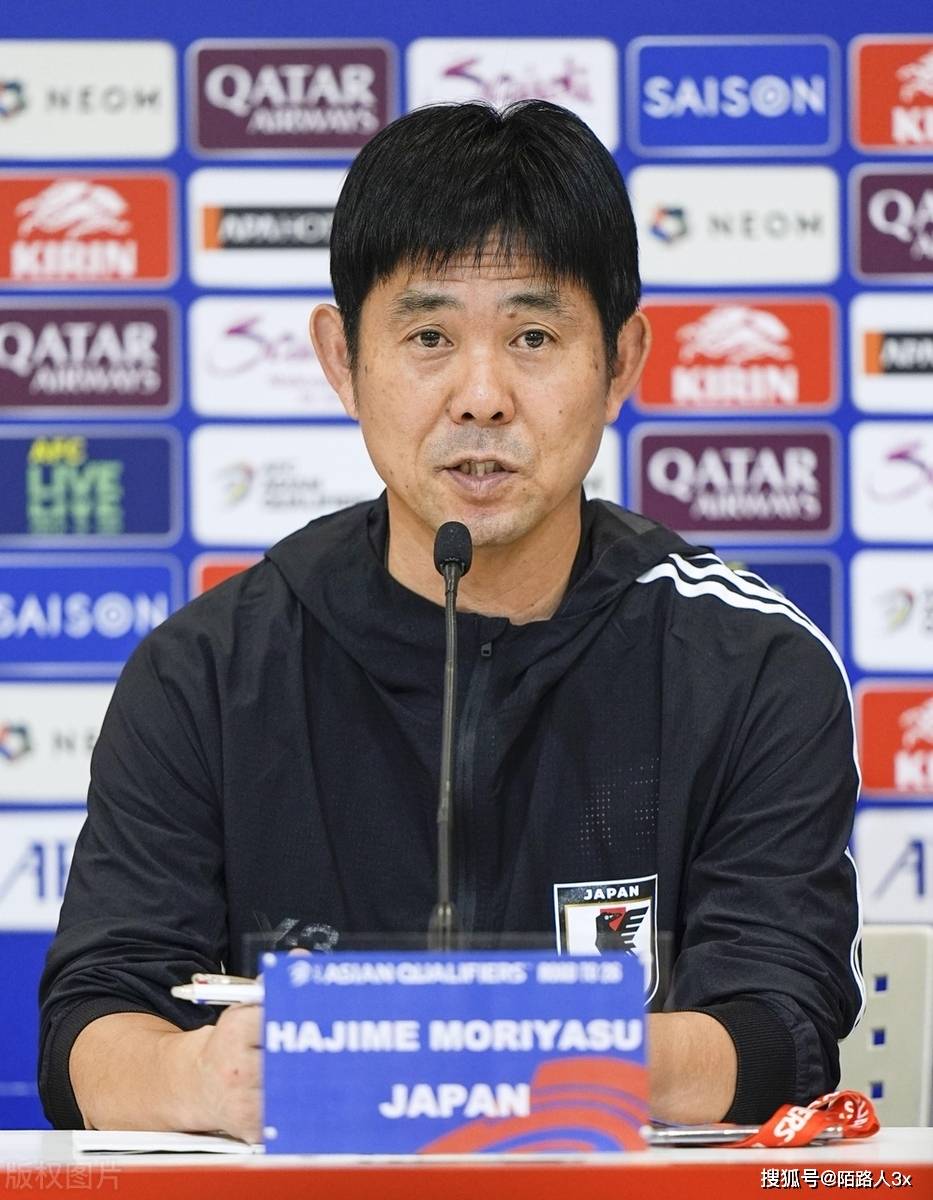 俄罗斯大破捷克,高领积分榜首风云 俄罗斯大破捷克,高领积分榜首风云