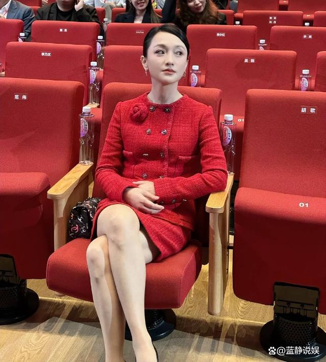 气质出众，选手气场惊艳全场