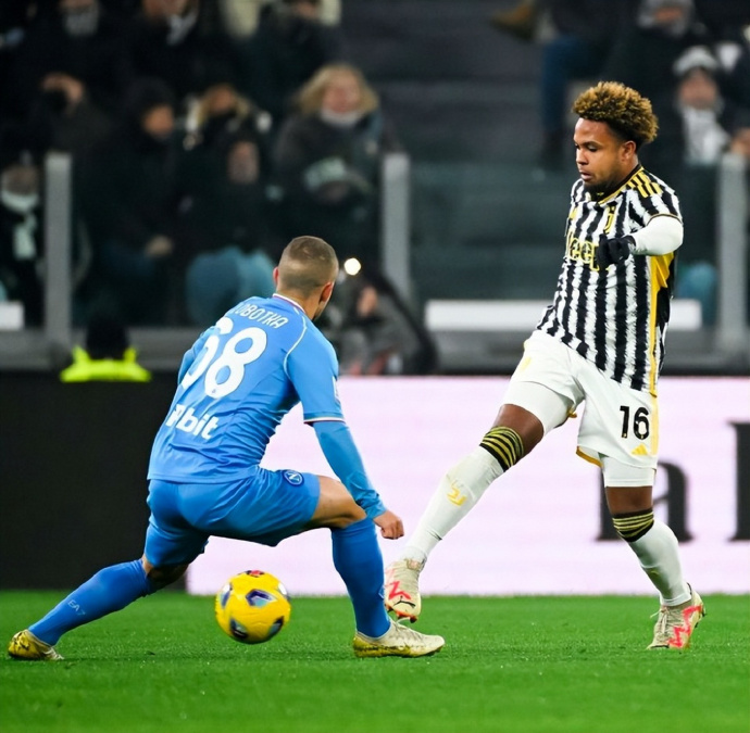 尤文图斯遭遇惨败,被罗马逆转 尤文图斯遭遇惨败,被罗马逆转