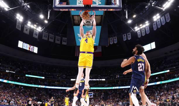 主力受伤!新秀球队绝地反击 主力受伤!新秀球队绝地反击