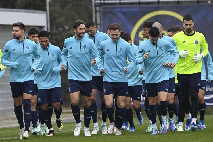 波尔图击败本菲卡，赢得葡萄牙超级杯