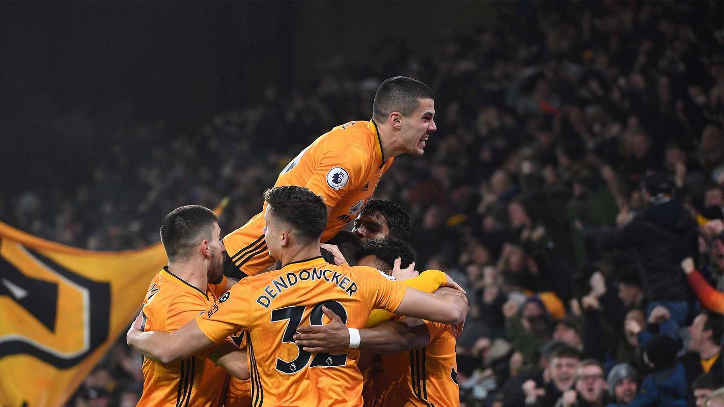 狼队客负伯恩利,遭遇英超两连败 狼队客负伯恩利,遭遇英超两连败