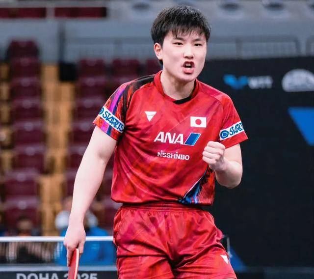 英国威廉希尔-狂欢进球王者！谦逊莱斯特主场围剿，亚洲杯射手独破