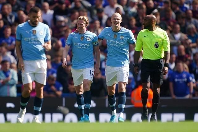 威廉希尔官网-曼城主场再获胜利，实力超群