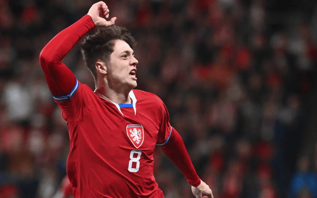 北马其顿队在比赛中表现出色，击败强敌