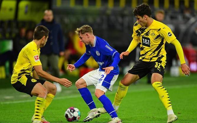 伯恩茅斯遭遇埃弗顿的强势反击 伯恩茅斯遭遇埃弗顿的强势反击