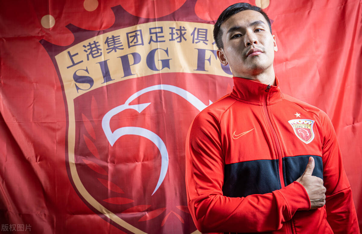 上海队士气高涨,迎来新赛季挑战 上海队士气高涨,迎来新赛季挑战