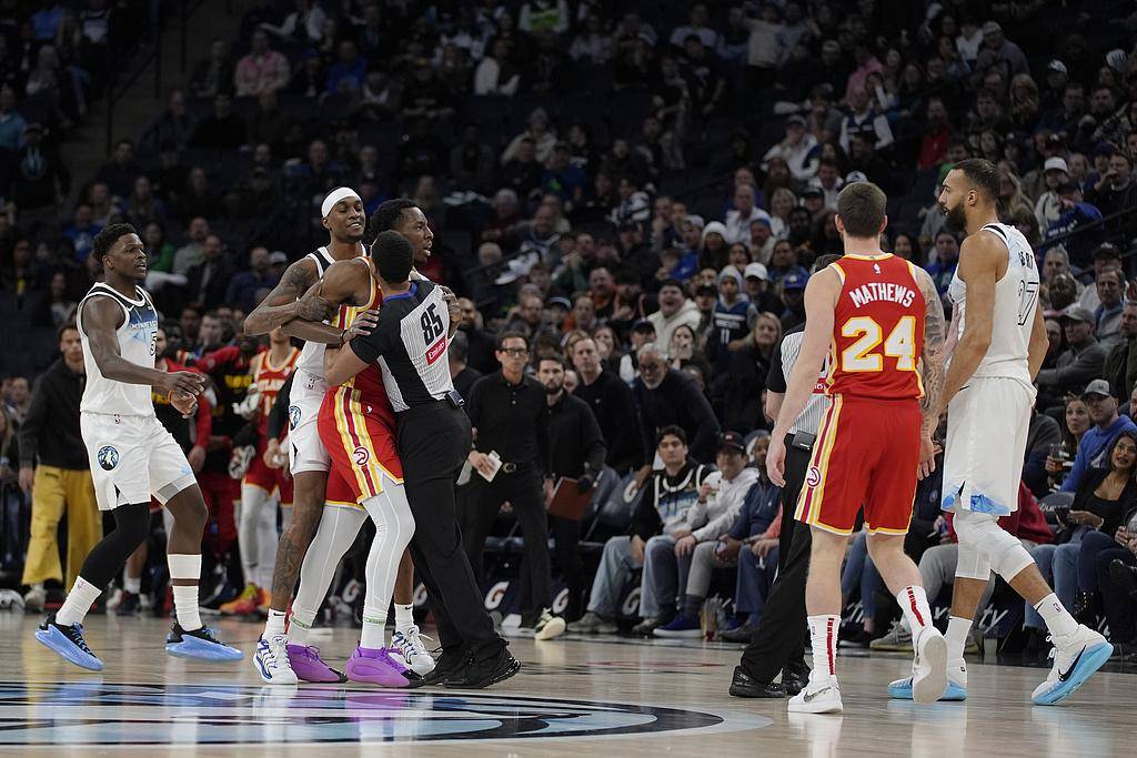 英国威廉希尔-森林狼击败骑士，爵士取得两连胜