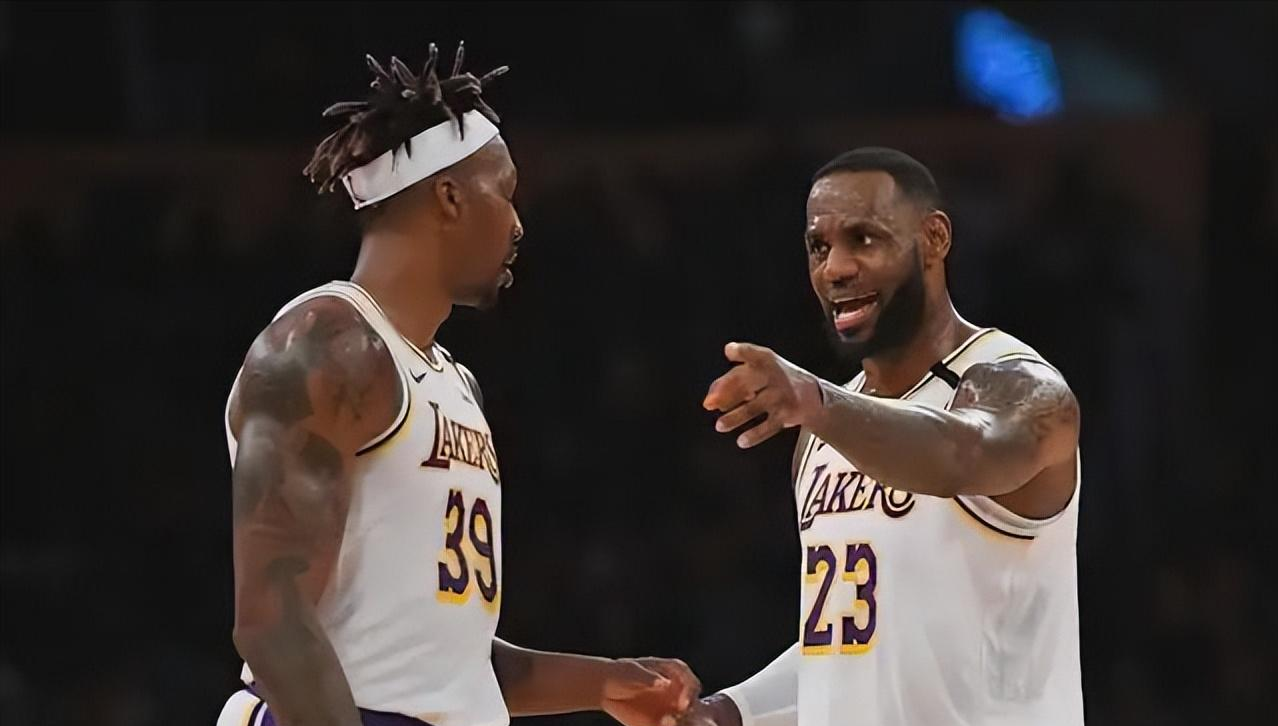 威廉希尔官网-骑士火箭相遇，詹姆斯微笑迎战霍华德