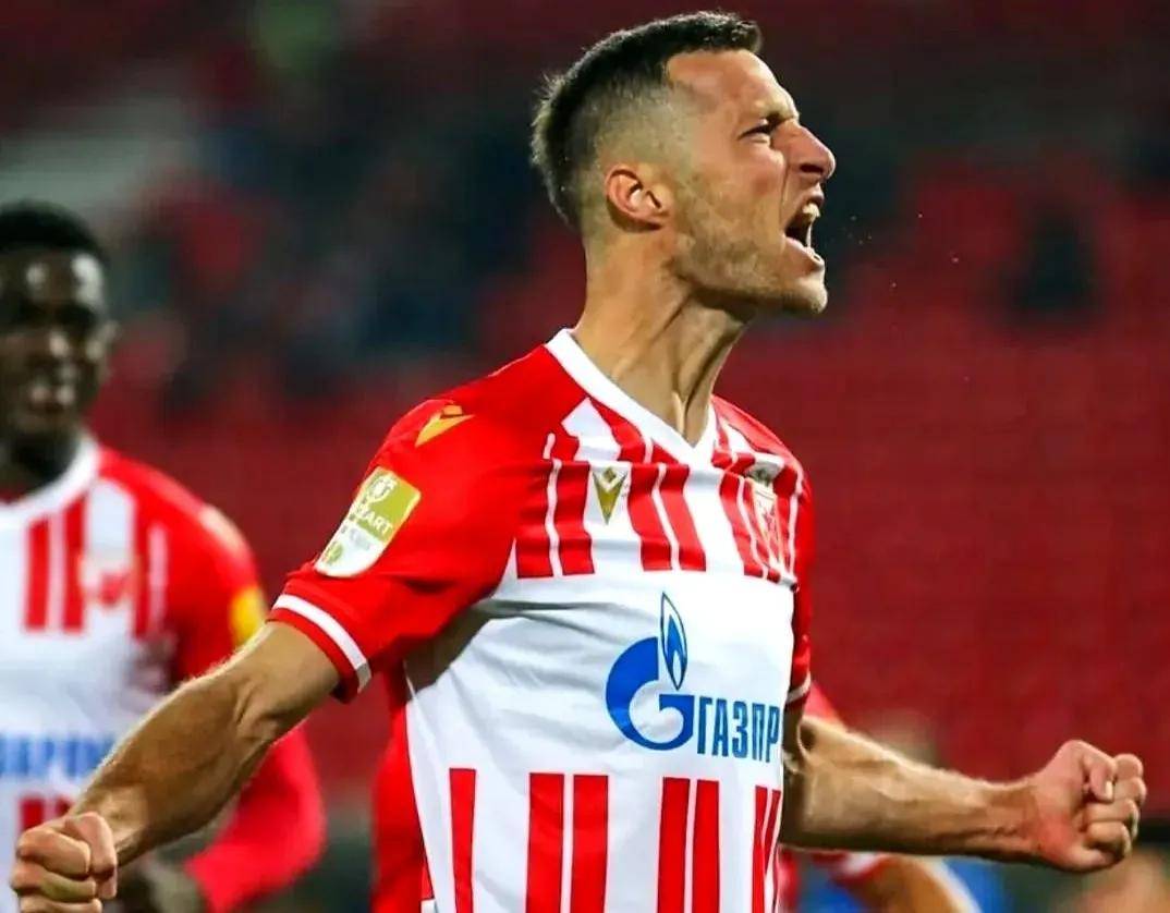 威廉希尔中文站-斯帕尔主场惨败，降级阴云笼罩球队