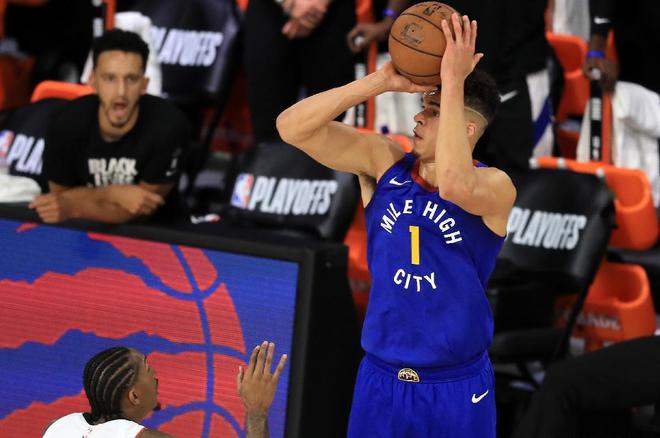 威廉希尔官网-切尔西防守扎实成功稳操胜券