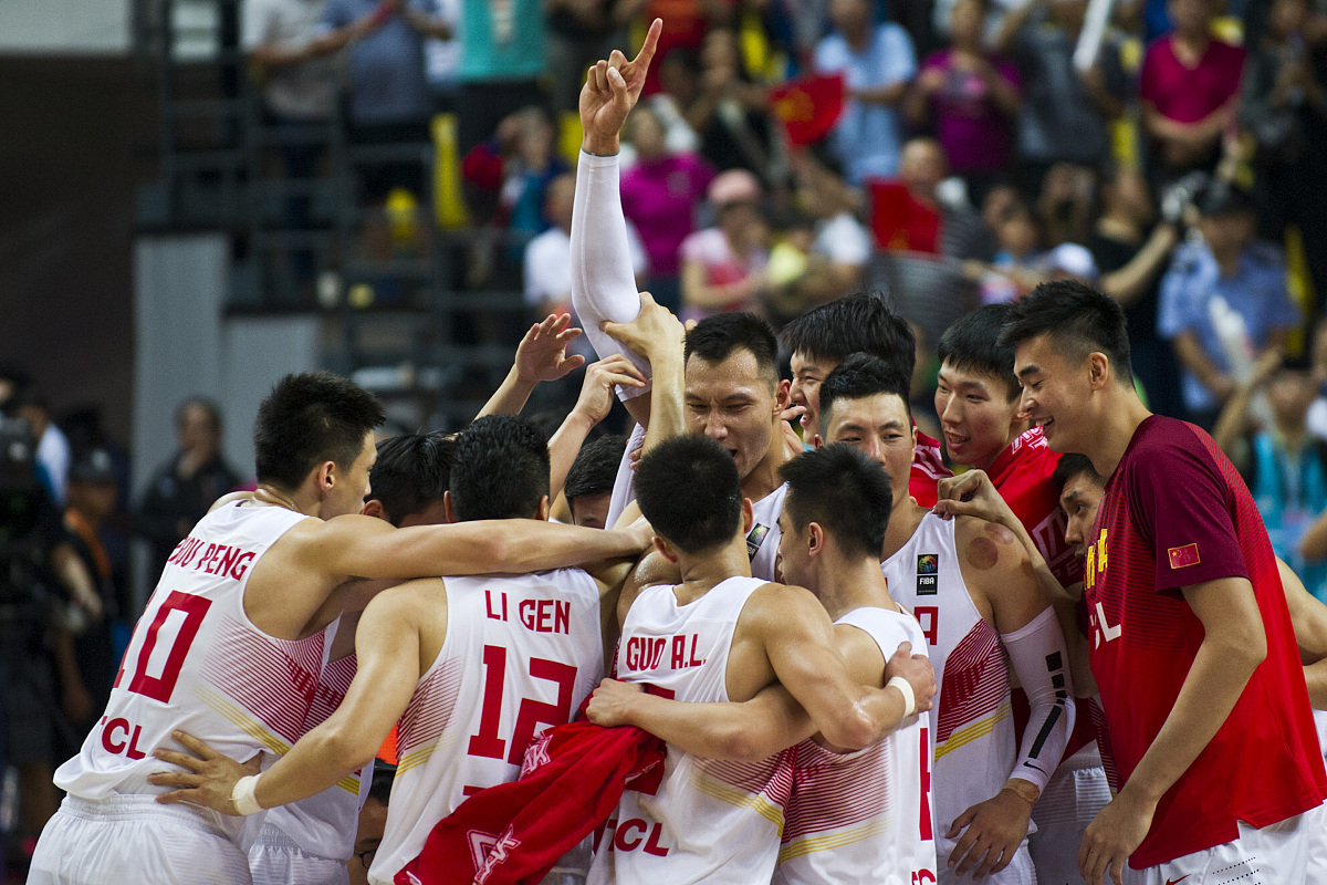 重庆男篮不敌上海队,挑战巨大 重庆男篮不敌上海队,挑战巨大