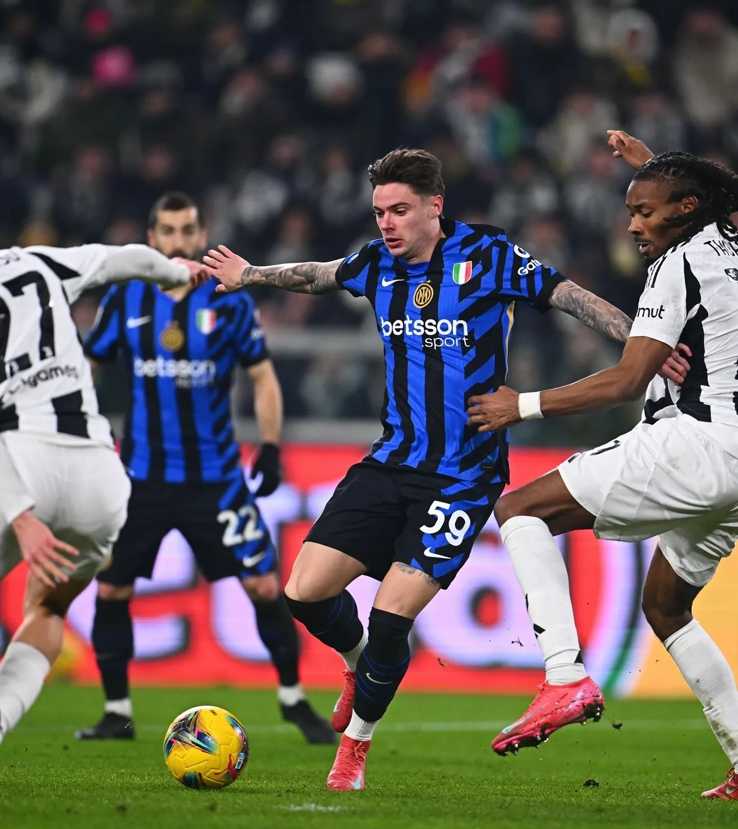 英国威廉希尔-国际米兰客场2-1险胜切沃