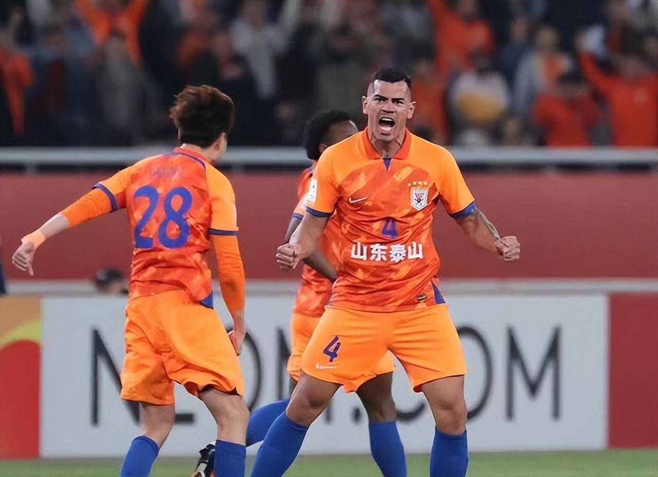 亚洲联赛风云再起,赛场上竞争激烈 亚洲联赛风云再起,赛场上竞争激烈