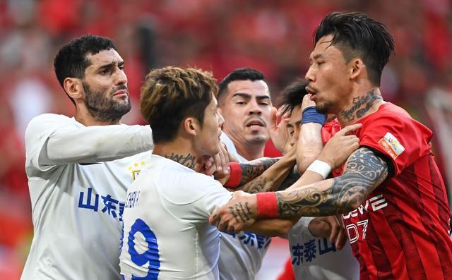 威廉希尔app-阿根廷足球盛宴：布宜诺斯艾利斯队崭露头角，瑞士队遭遇挑战