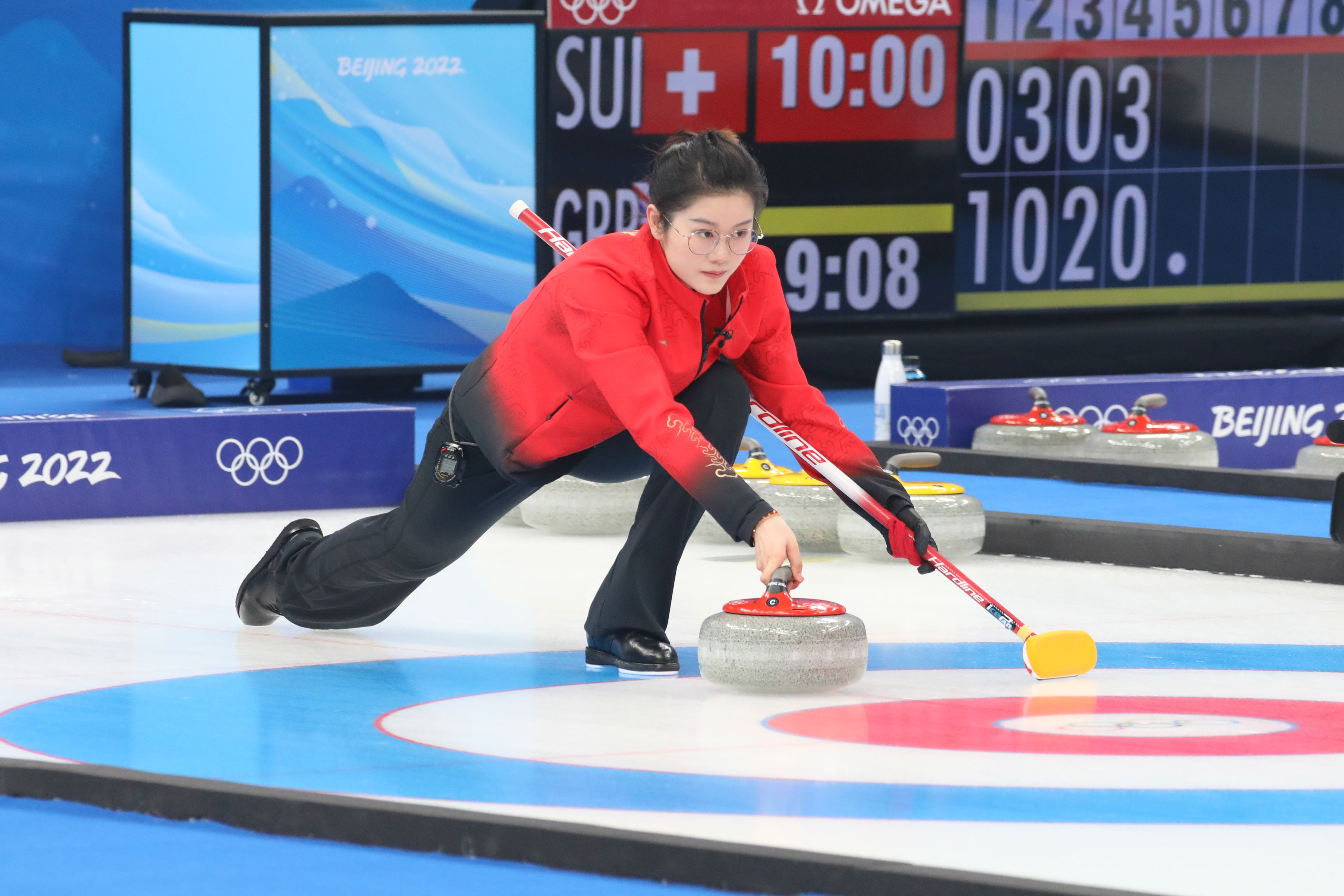 威廉希尔app-瑞典队惊艳表现，击败日本晋级女子冰壶半决赛