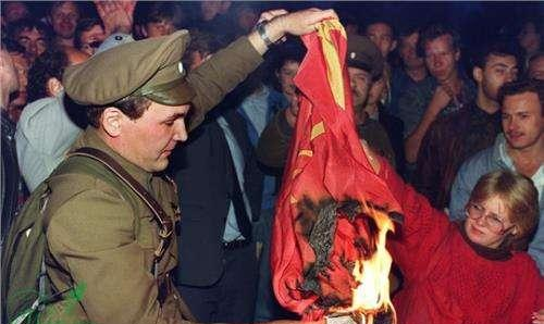 俄罗斯变阵求胜，全力冲刺迎来转机