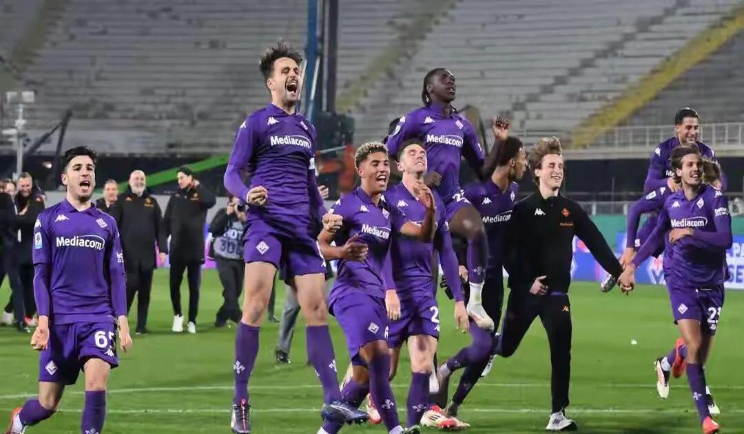 英国威廉希尔-罗马主场不敌拉齐奥，欧战前景黯淡