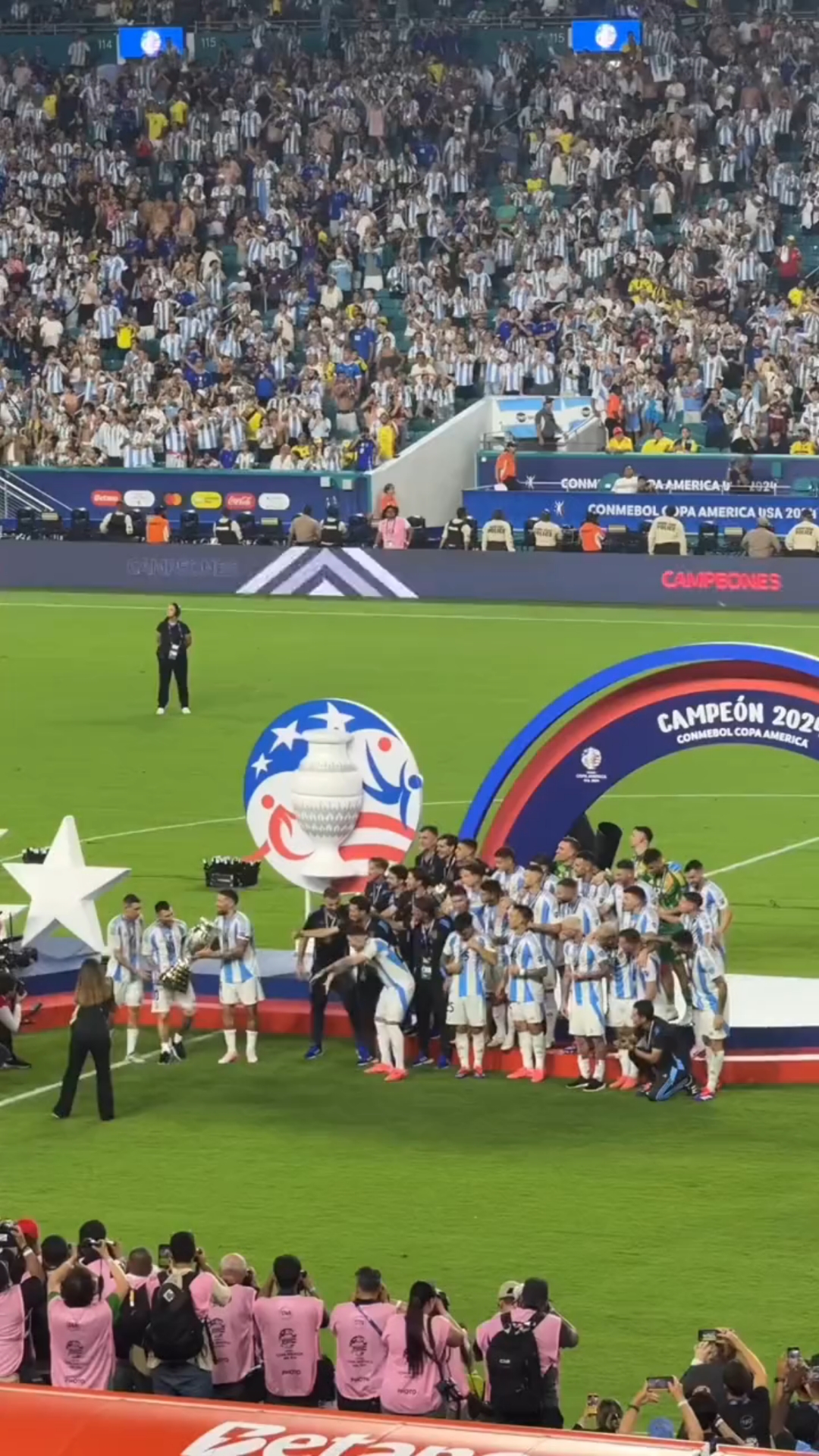 威廉希尔中文站-哥伦比亚队宣布热身赛对阵卡塔尔，备战美洲杯