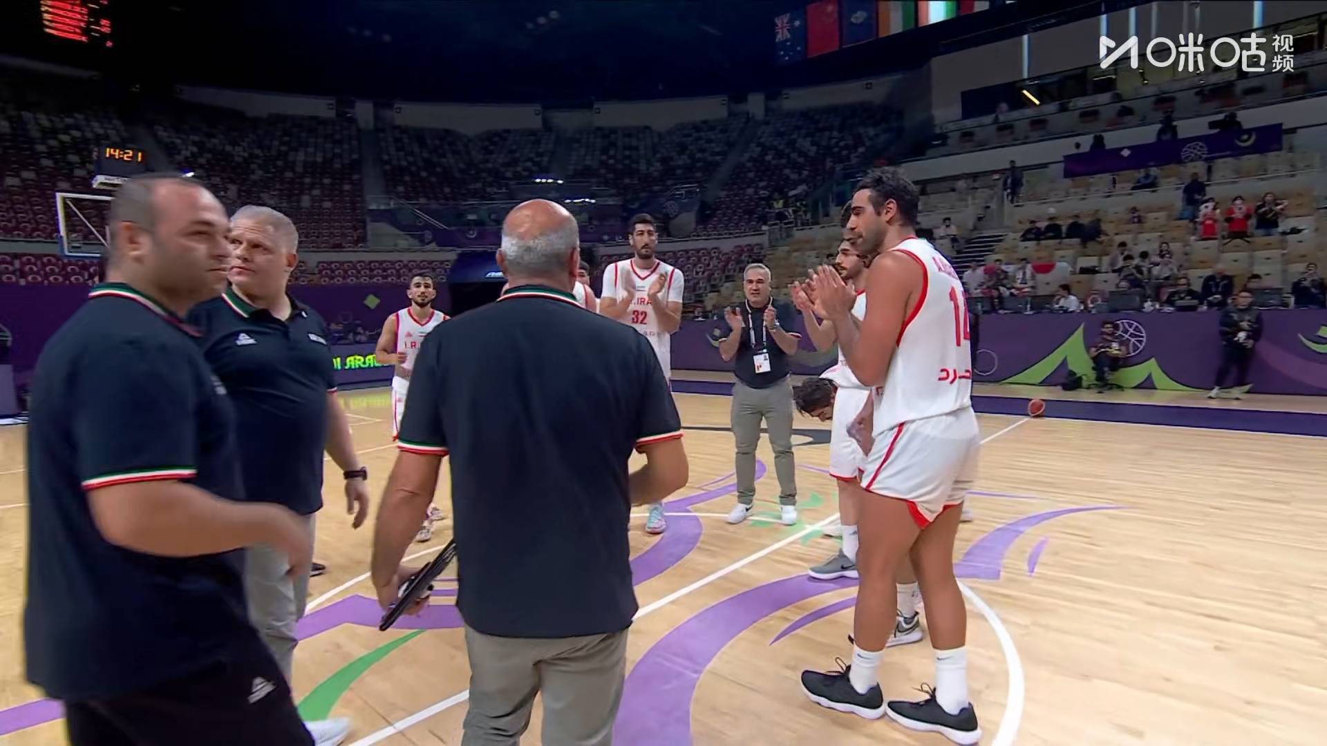 伊朗队险胜取胜,晋级形势稍稍好转 伊朗队险胜取胜,晋级形势稍稍好转