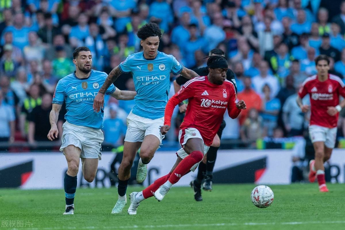 英国威廉希尔-曼城轻取对手，提前锁定16强席位！