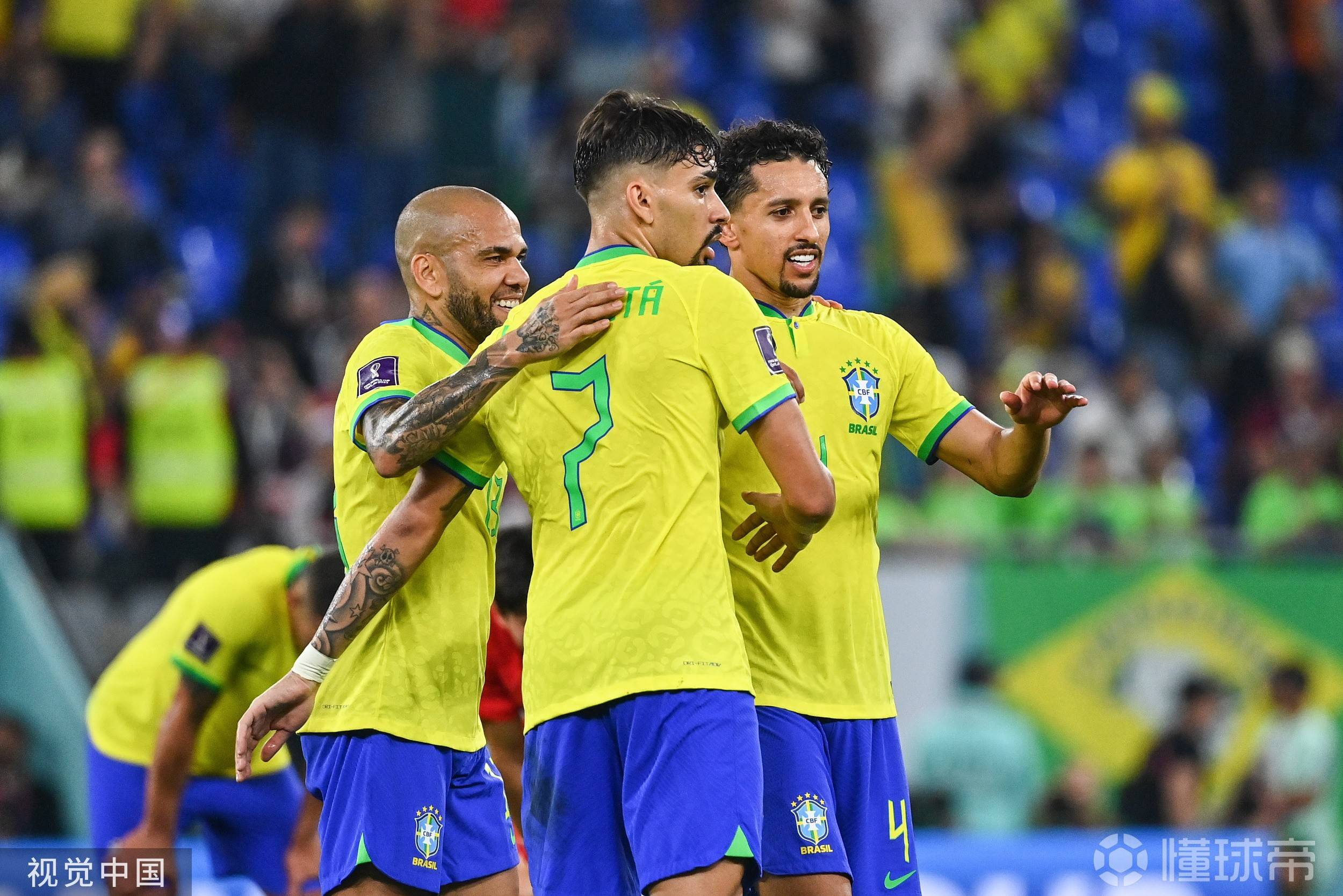 威廉希尔官网-阿贾克斯主场大胜葡超劲旅，实现惊人逆转