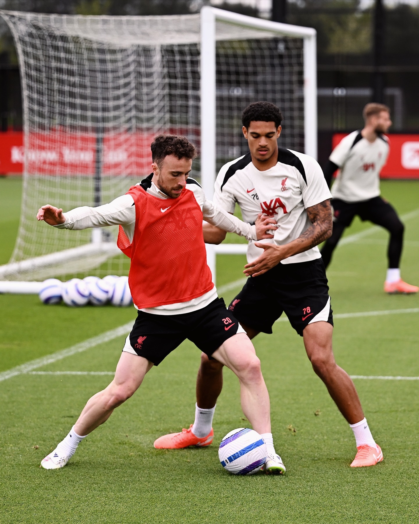 威廉希尔app-伦敦球队中阿森纳豪取胜利，展现实力不容忽视