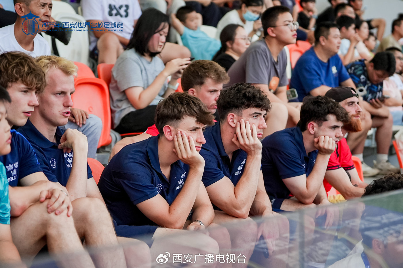 威廉希尔中文站-足球赛事精彩纷呈，各国球队奋力拼搏