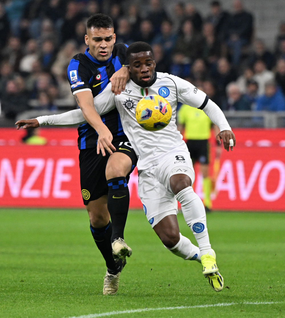 博洛尼亚主场战平那不勒斯,争取保级之路再起波澜 博洛尼亚主场战平那不勒斯,争取保级之路再起波澜