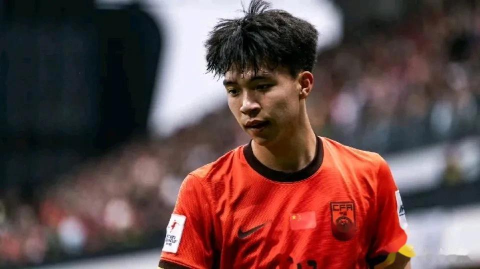 英国威廉希尔-中超球队未来可期，年轻球员积极备战