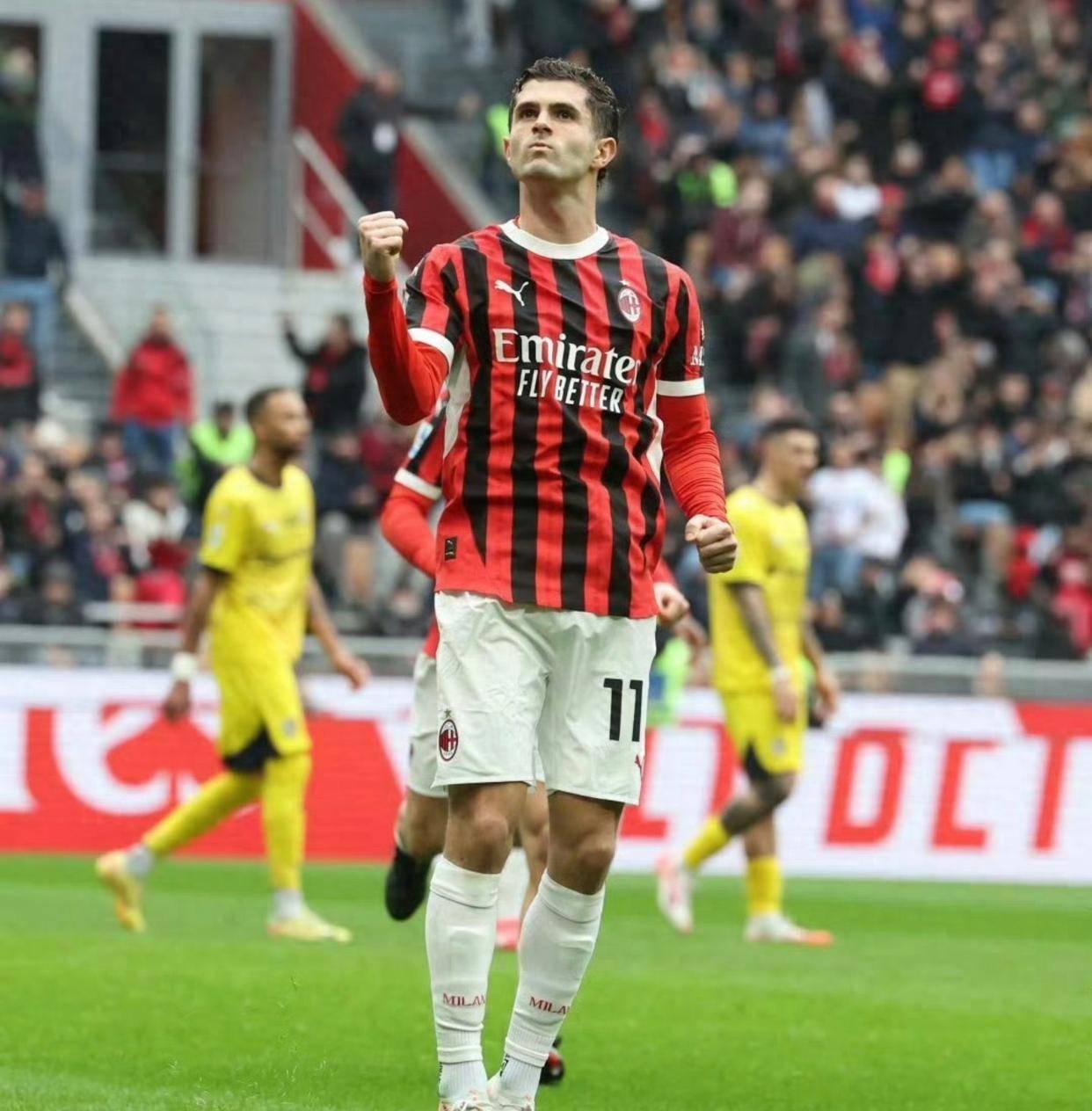 AC米兰前锋连续破门，进攻端表现抢眼