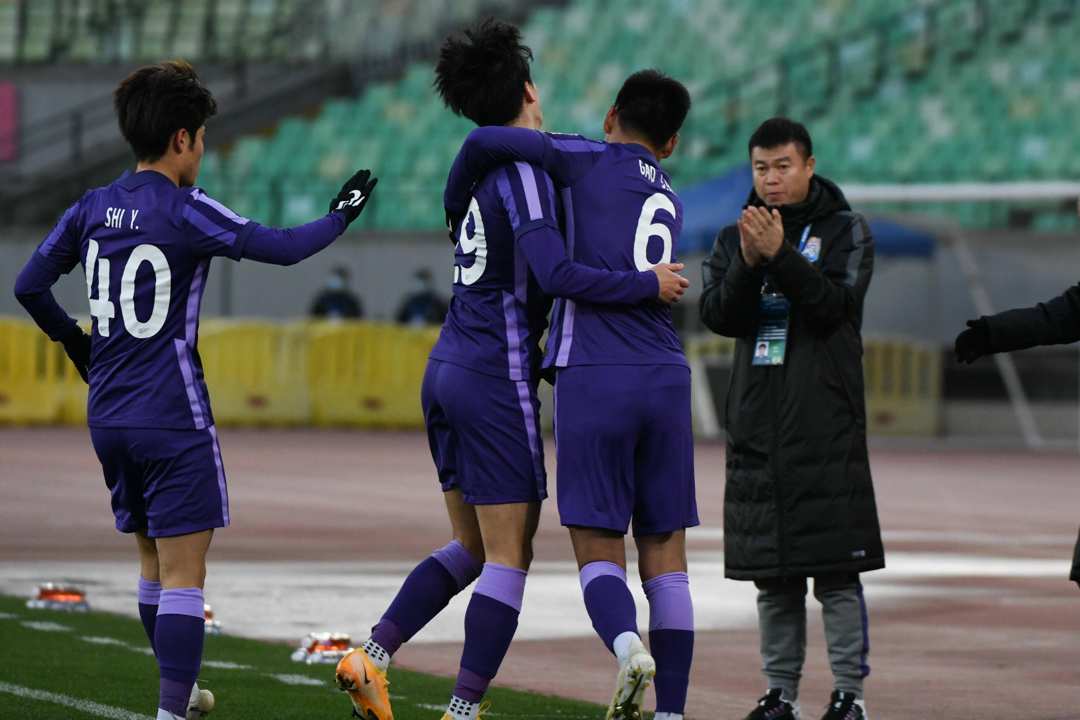 江苏队迎来整体爆发轻松击败天津队